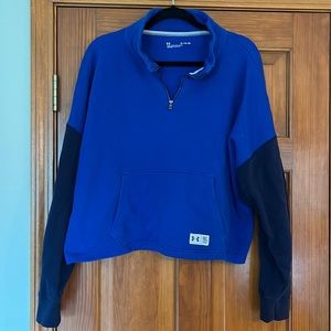 Gently used. Under armor women’s XL crop 1/4 zip. Blue. Smoke free home.
